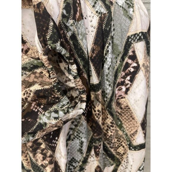 H&M Women Turtleneck Animal Print Patch Work Shift Dress Size 6 - Picture 4 of 10